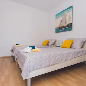 Appartement Bruna, Plano